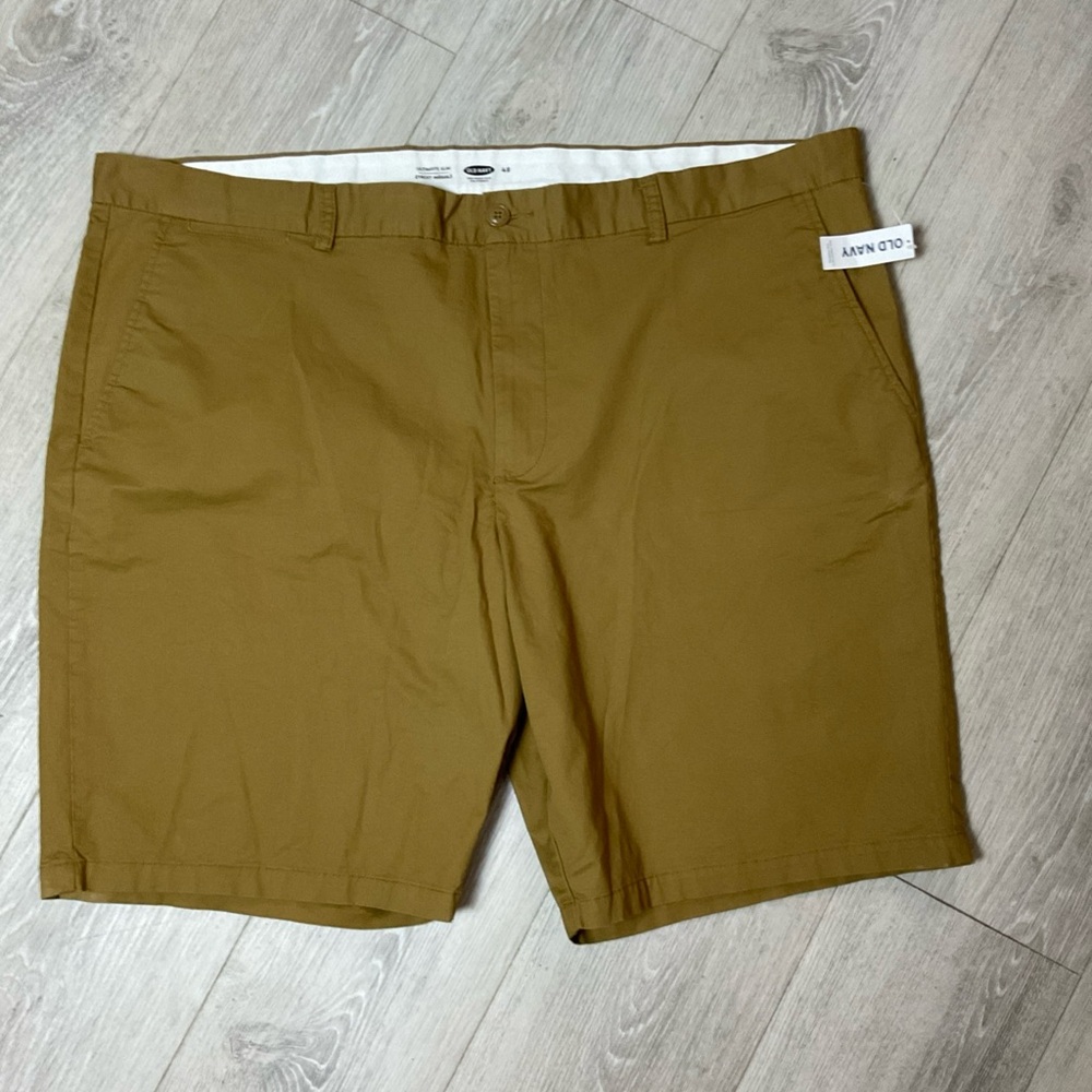 Old Navy khaki Flat Front Shorts Sz 48 NWT Twill Cotton Ultimate Slim
